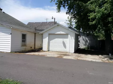 Exterior - 111 S Main St, Sweetser, IN 46987 photo 4 of 4