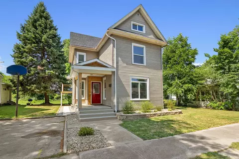 223 E William St, Kendallville, IN 46755