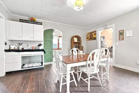 Dining - 602 S Wayne St, Hamilton, IN 46742 photo 4 of 4