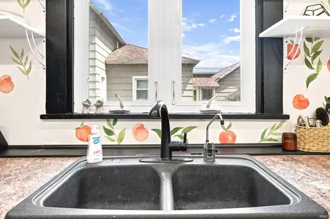 Kitchen - 602 S Wayne St, Hamilton, IN 46742 photo 1 of 4