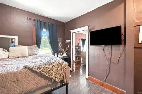 Bedroom - 602 S Wayne St, Hamilton, IN 46742 photo 4 of 4