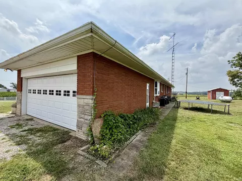 Exterior - 8842 S 450 E Rd, Ferdinand, IN 47532 photo 5 of 12