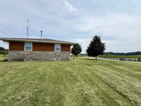 Exterior - 8842 S 450 E Rd, Ferdinand, IN 47532 photo 7 of 12