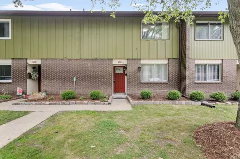 2500 Topsfield Rd #705, South Bend, IN 46614