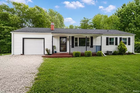 103 E Dewey Dr, Ellettsville, IN 47429
