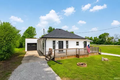 102 North St, Sidney, IN 46562