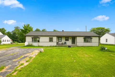 15807 Winchester Rd, Fort Wayne, IN 46819