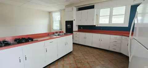 Kitchen - 77 E 3rd St, Peru, IN 46970 photo 3 of 5