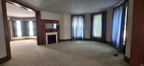 Living - 77 E 3rd St, Peru, IN 46970 photo 1 of 6