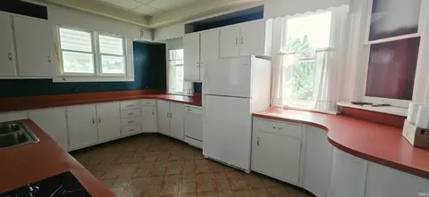 Kitchen - 77 E 3rd St, Peru, IN 46970 photo 2 of 5