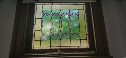 Entry Way - 77 E 3rd St, Peru, IN 46970 photo 8 of 11
