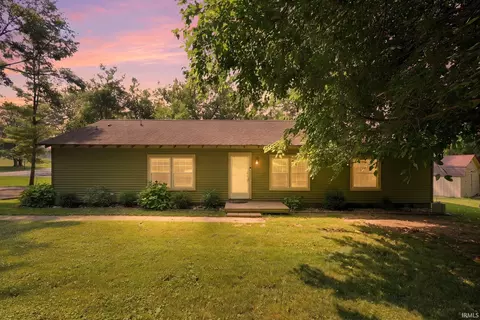 340 E Tulip Tree Ln, Warsaw, IN 46580