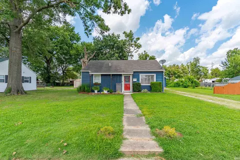 1430 Waggoner Ave, Evansville, IN 47714