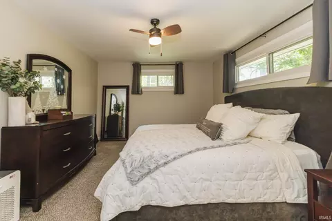 Bedroom - 201 E Davidson St, Muncie, IN 47303 photo 2 of 4