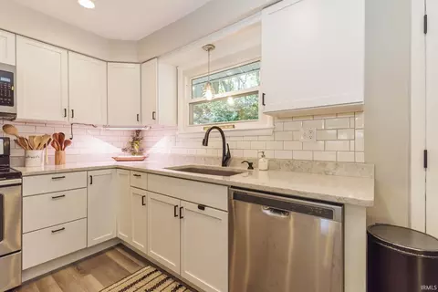 Kitchen - 201 E Davidson St, Muncie, IN 47303 photo 5 of 5