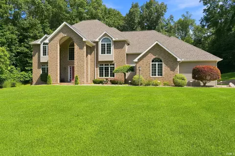 13283 Cedar Creek Dr, Middlebury, IN 46540