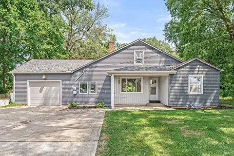 30113 Tower Rd, Elkhart, IN 46516
