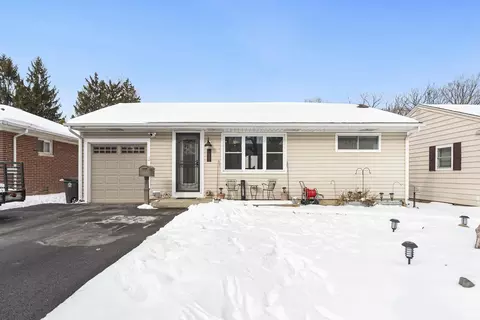 1025 Ferguson Ave, Fort Wayne, IN 46805