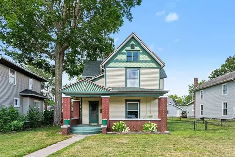 940 Lincoln Way E, Mishawaka, IN 46544