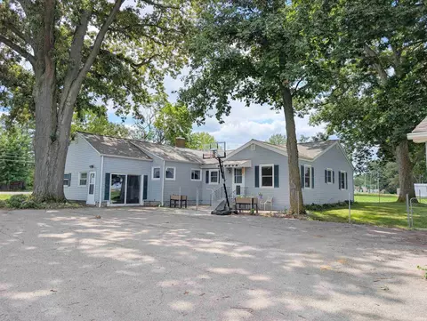 1105 W Lancaster St, Bluffton, IN 46714