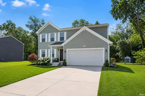 53507 Limerick Dr, South Bend, IN 46628