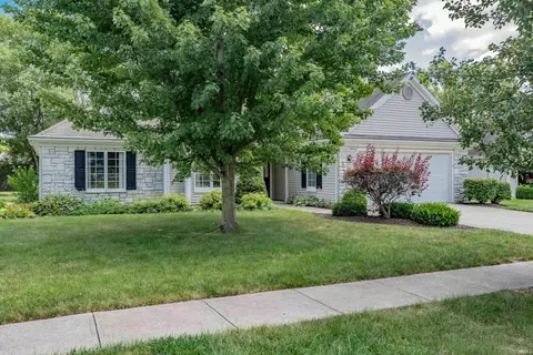 2709 Dunbrooke Ct, Fort Wayne, IN 46804