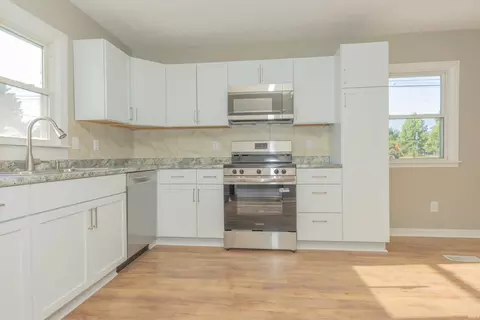 Kitchen - 3116 Pollack Ave, Evansville, IN 47714 photo 1 of 2