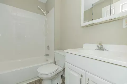 Bath - 3116 Pollack Ave, Evansville, IN 47714 photo 1 of 3