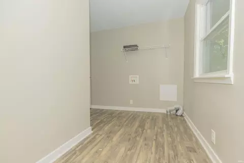 Entry Way - 3116 Pollack Ave, Evansville, IN 47714 photo 2 of 2
