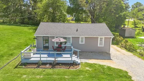 109 W Ritter St, Ellettsville, IN 47429