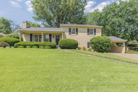 112 Montclair Ct, Evansville, IN 47715