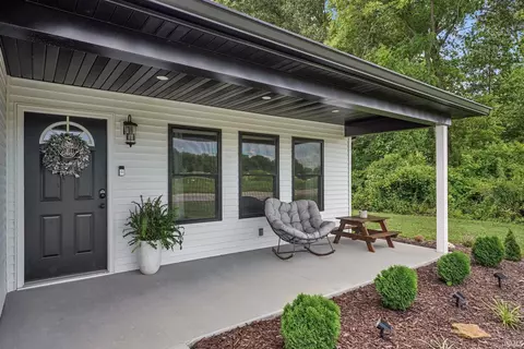 Exterior - 120 Bluebird Ln, Mitchell, IN 47446 photo 2 of 6
