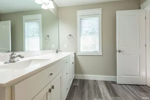 Bath - 3937 S Cramer Cir, Bloomington, IN 47403 photo 1 of 4