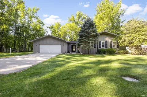 17350 Kirkland Dr, Bristol, IN 46507