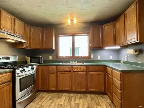 Kitchen - 494 E Main St, Peru, IN 46970 photo 2 of 4
