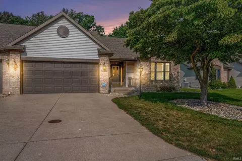 1551 Stone Ct, Elkhart, IN 46514