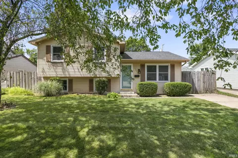 307 N Walnut St, Mishawaka, IN 46544