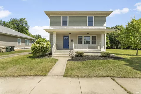 915 W Oak St, South Bend, IN 46616