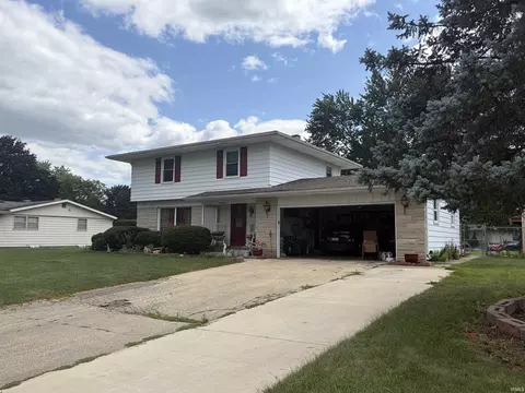 24488 Elmhurst Dr, Elkhart, IN 46517