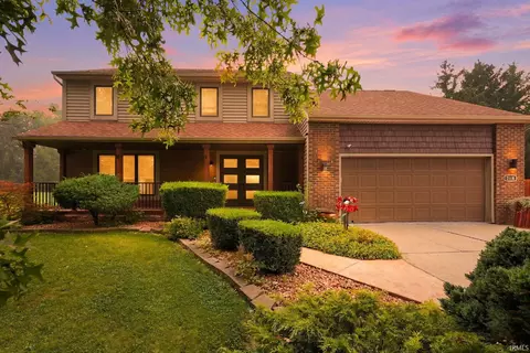 9110 Auburn Rd, Fort Wayne, IN 46825