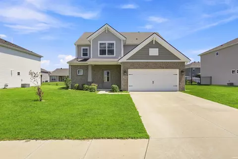 5355 Bloomsbury Ct, Newburgh, IN 47630
