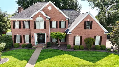 4266 Windhill Ln, Newburgh, IN 47630