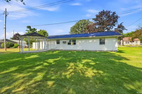 Exterior - 560 S Center St, Waterloo, IN 46793 photo 11 of 12