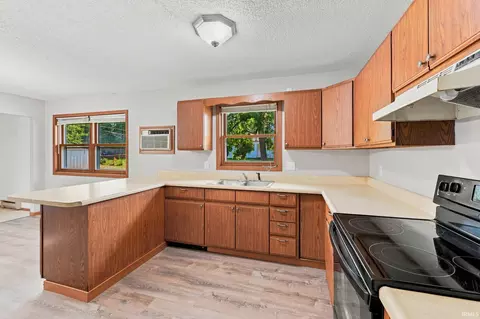 Kitchen - 560 S Center St, Waterloo, IN 46793 photo 3 of 5