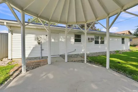 Exterior - 560 S Center St, Waterloo, IN 46793 photo 6 of 12
