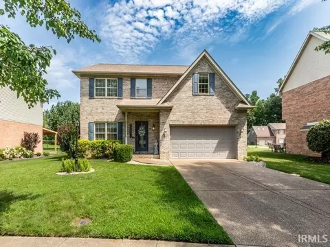 3212 Roselawn Dr, Evansville, IN 47711