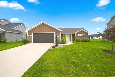 13360 Silk Tree Trl, Fort Wayne, IN 46814
