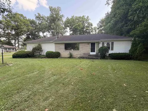 1033 Windsor Rd, Fort Wayne, IN 46825