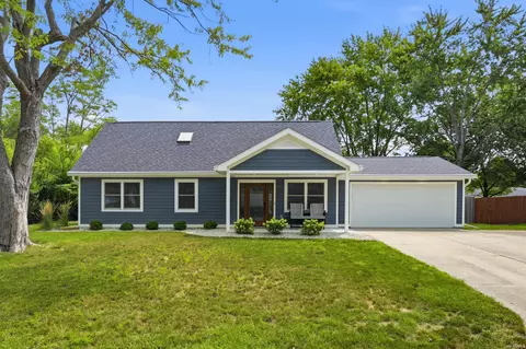 5308 N Cork Dr, Muncie, IN 47304