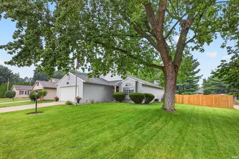 3616 Naples Ct, Elkhart, IN 46514